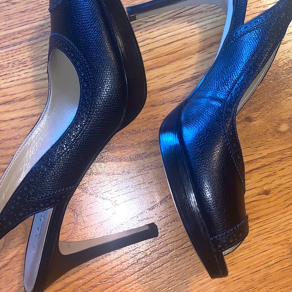 Talbots heeled shoes in excellent condition...